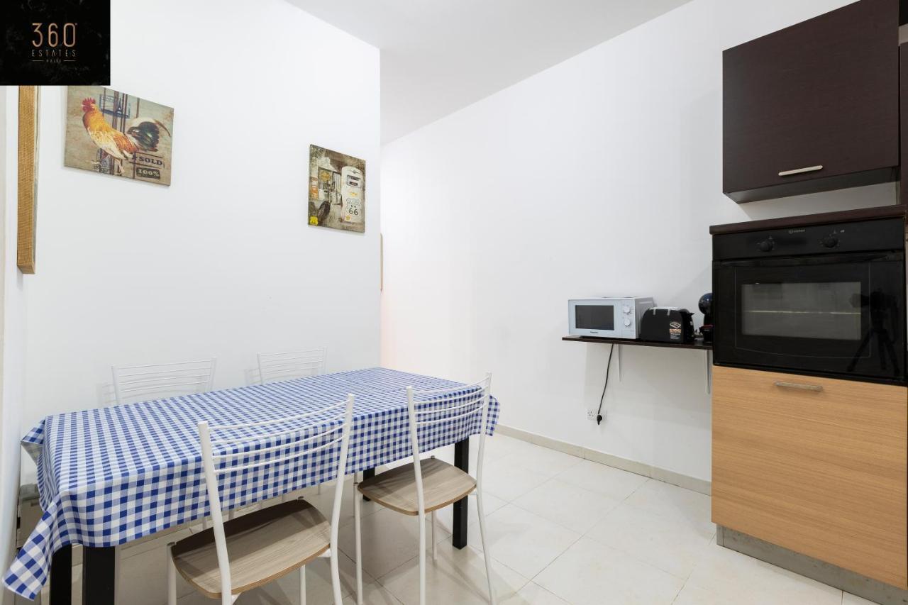 Centre Paceville Apt With Terrace, Bbq & Wifi By 360 Estates Saint Julian's Eksteriør bilde