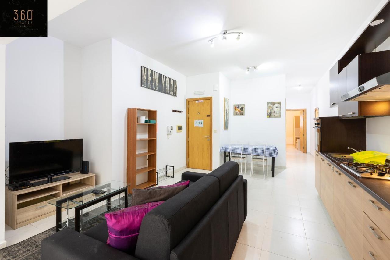 Centre Paceville Apt With Terrace, Bbq & Wifi By 360 Estates Saint Julian's Eksteriør bilde