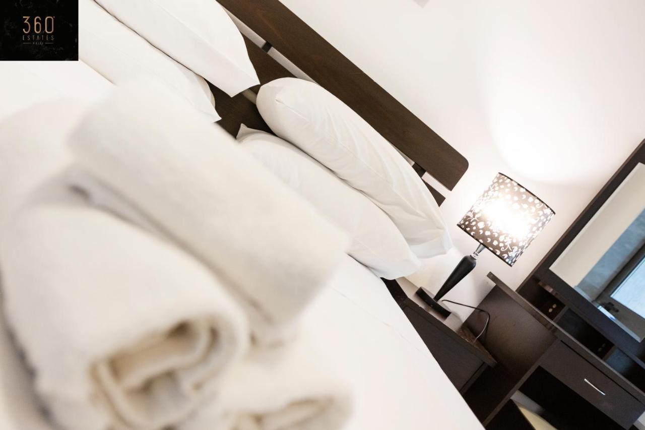Centre Paceville Apt With Terrace, Bbq & Wifi By 360 Estates Saint Julian's Eksteriør bilde